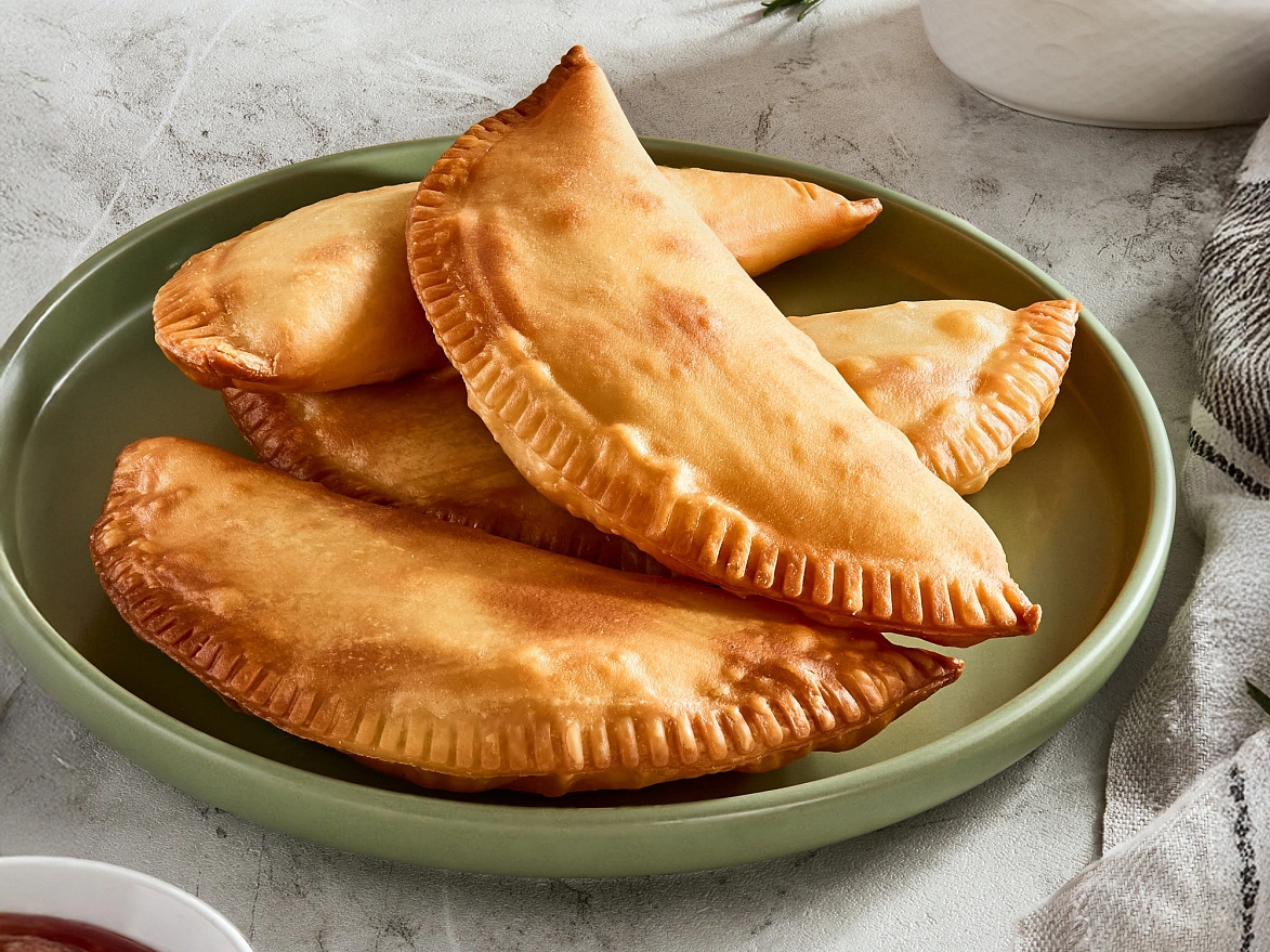 Чебуреки: хруст + сок = идеальный перекус!